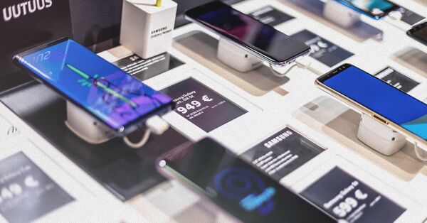 Communication devices
