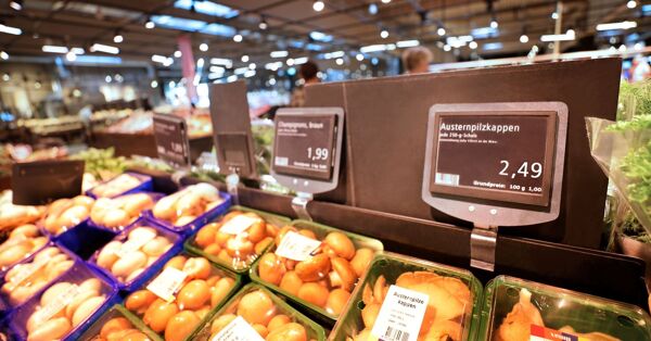 Using technologies such as Electronic Shelf Labels by SOLUM also allows consumers to track inventory in a store