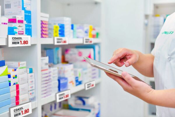 Smart labels for efficient pharmacy management.