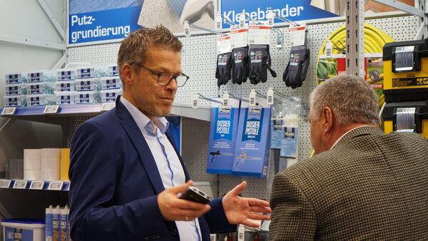 Senior Sales Manager Engelbert Knagge talks about how Newton electronic shelf labels can improve retail operations.