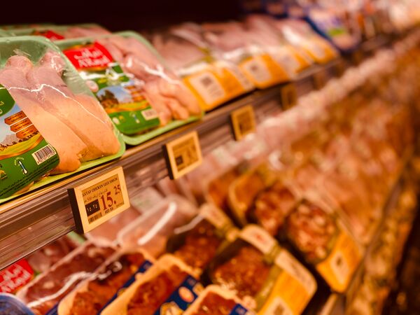 Electronic shelf labels for smart shelving