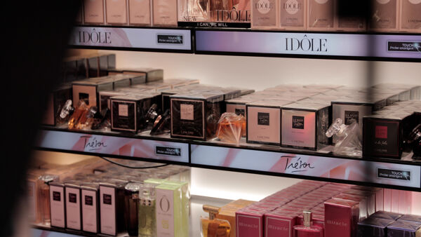 Newton TOUCH signage promoting Perfume brands