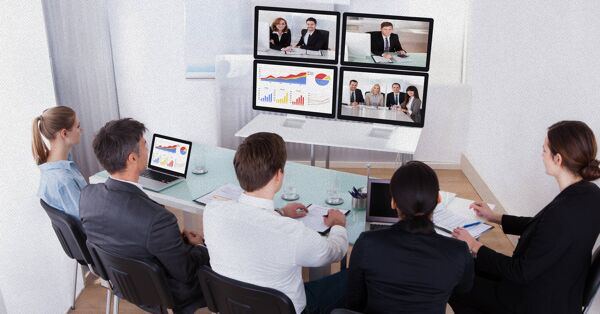 Using online conferencing tools for meetings